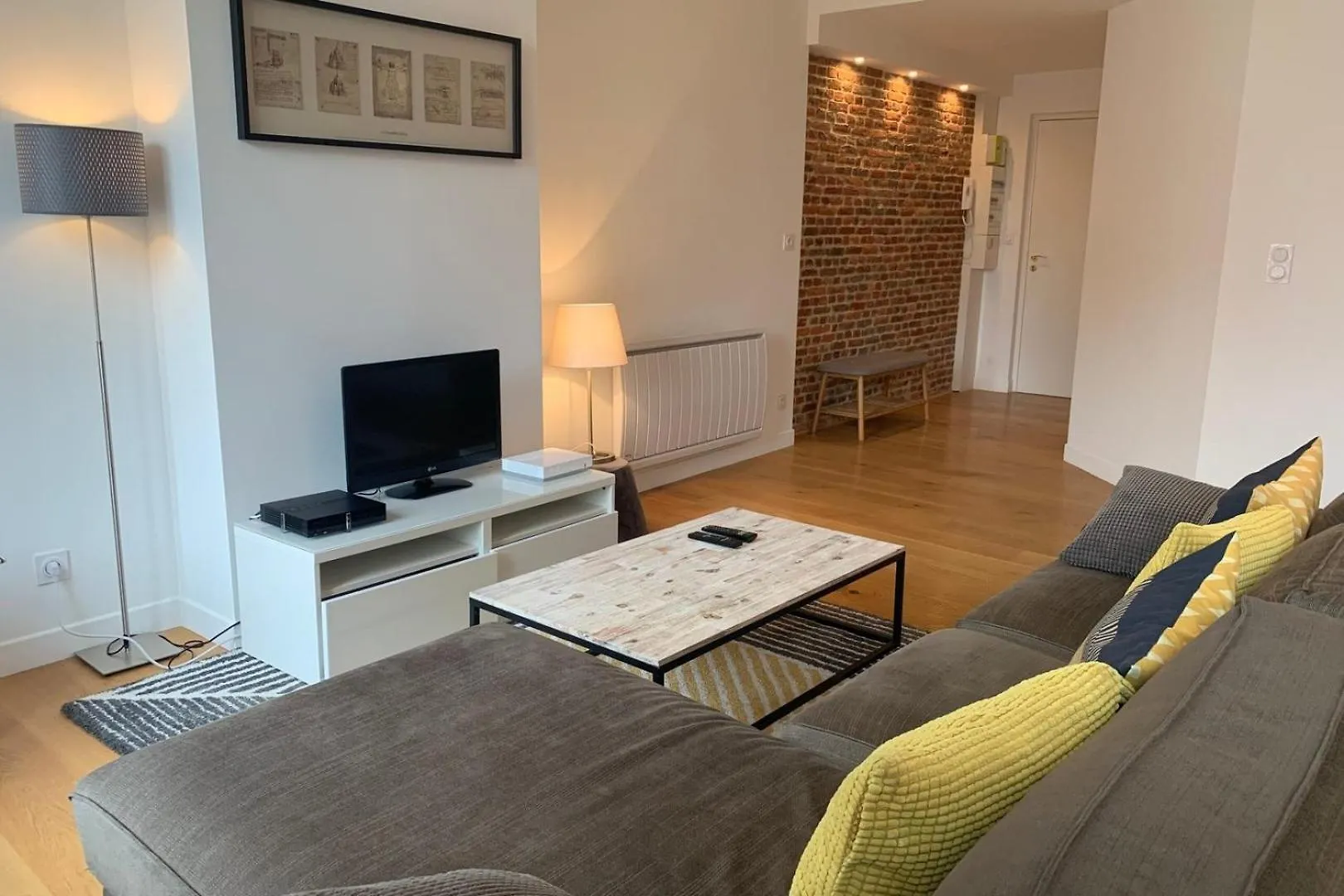 Lille centre - Beautiful bright apartment! 0*,  France